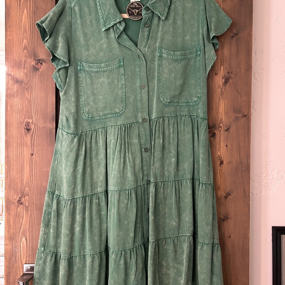 JODIFL Green Buttoned Tiered Sundress